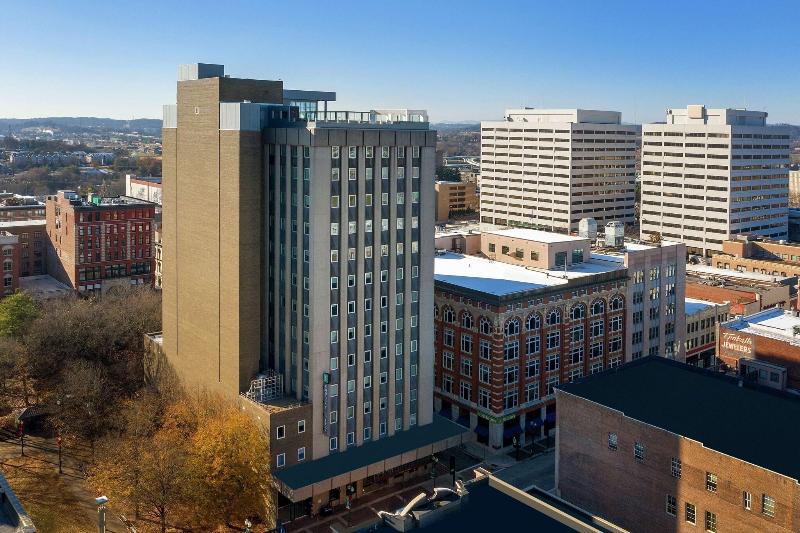 Embassy Suites by Hilton Knoxville Downtown - photo 17