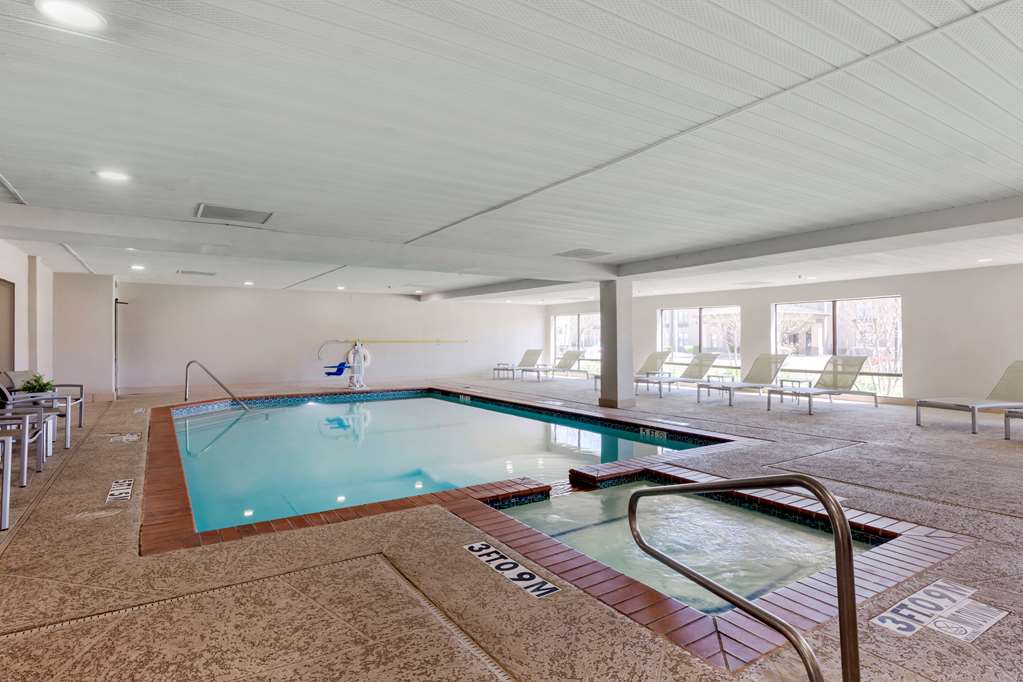 Comfort Inn Sherman - photo 23
