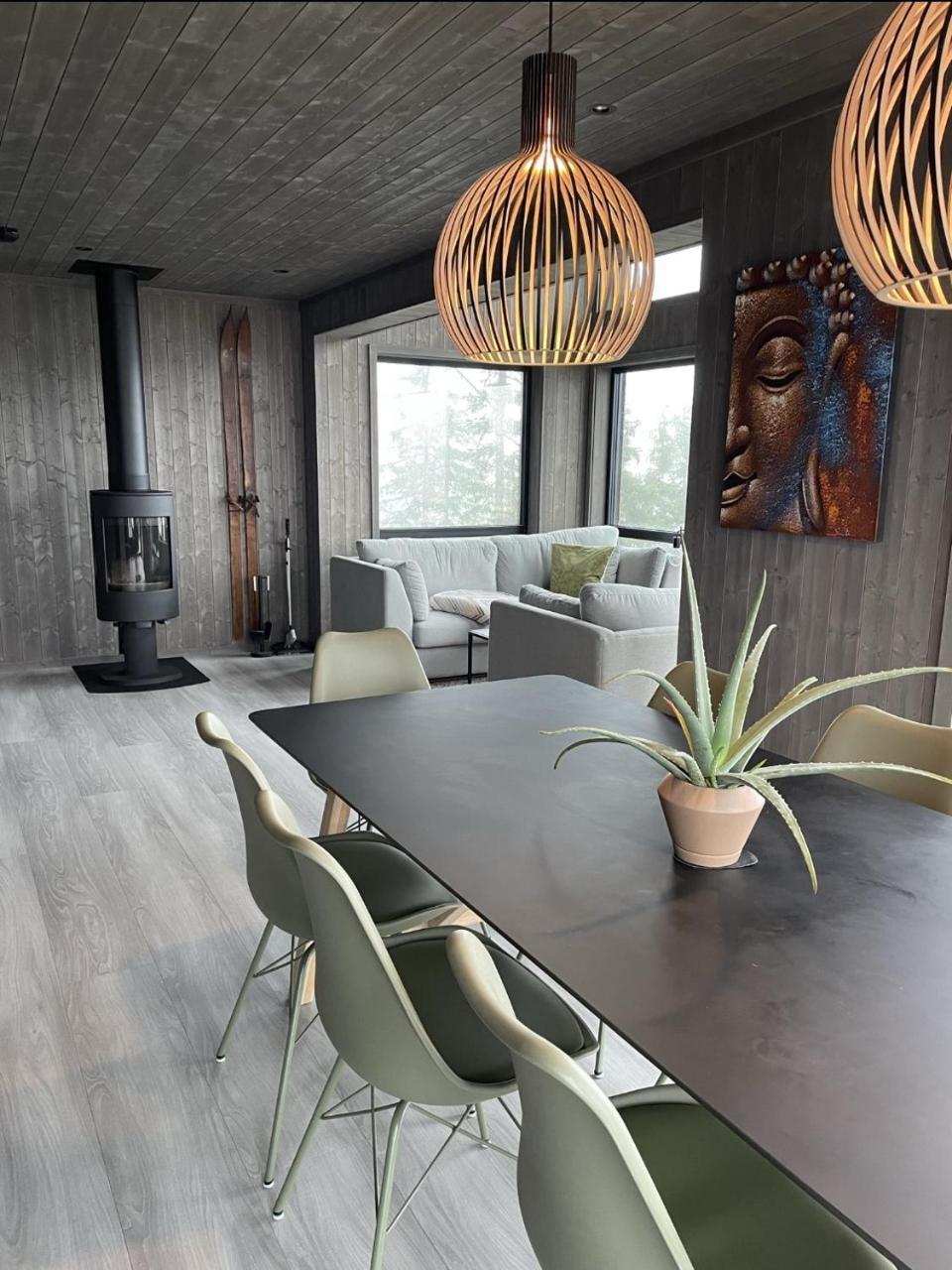 Stylish cabin at Lifjell with jacuzzi and sauna — 4-Star Luxury Hotel in Bo, Norway