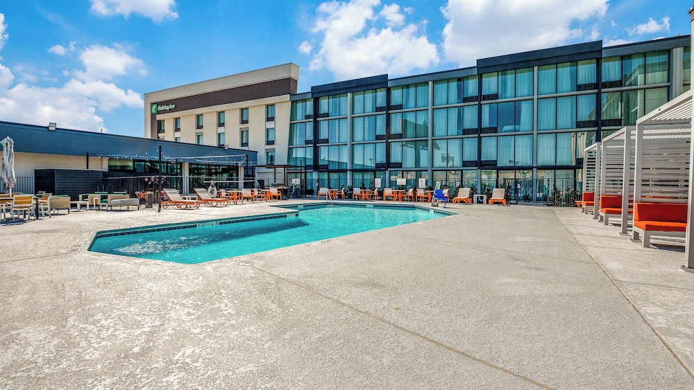 Holiday Inn Dallas Market Ctr Love Field by IHG - photo 17