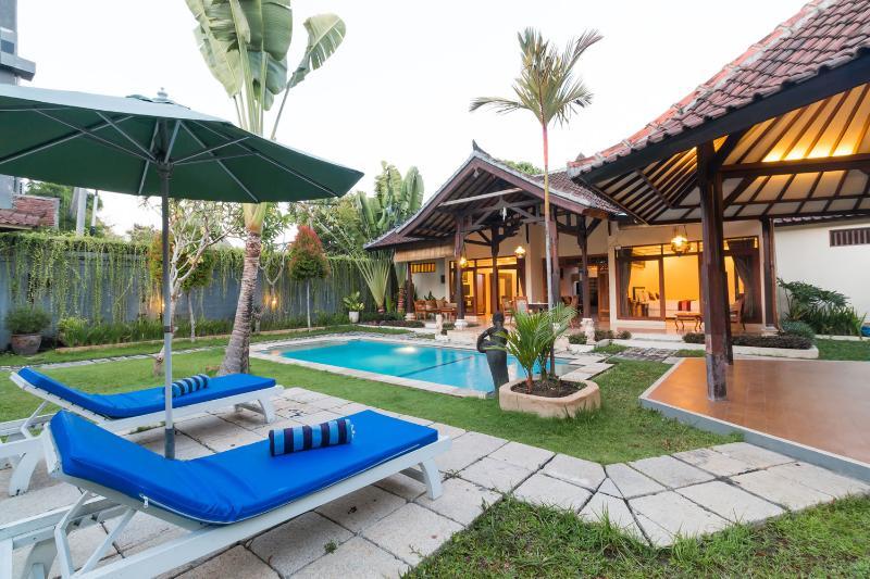 Royal Indah Bali Villas — 4-Star Luxury Hotel in Seminyak, Indonesia