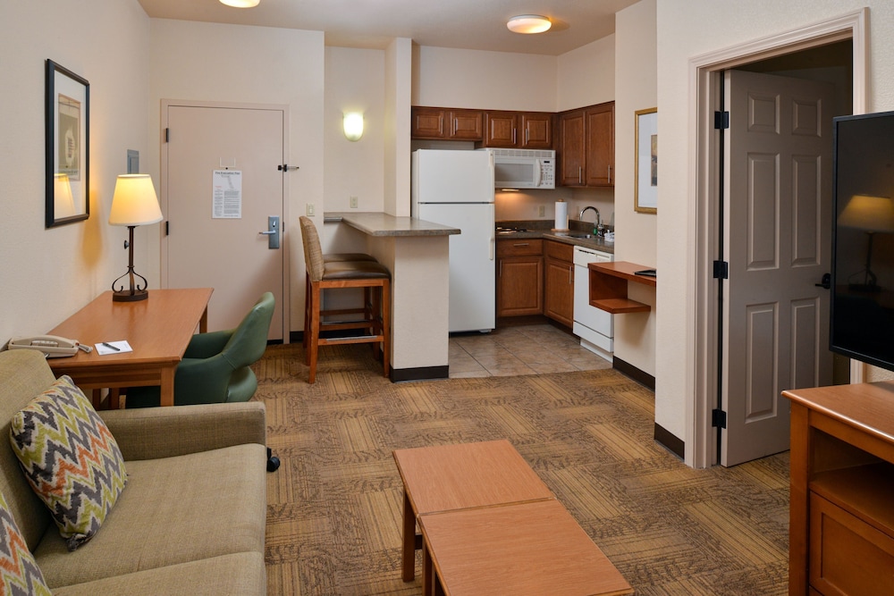 Staybridge Suites Las Cruces by IHG - photo 12