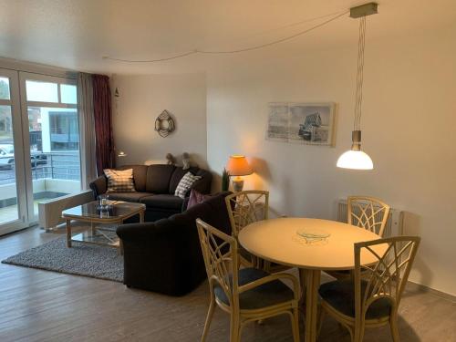 Haus Quisisana Whg 08 — 4-Star Luxury Hotel in Sankt Peter-Ording, Germany