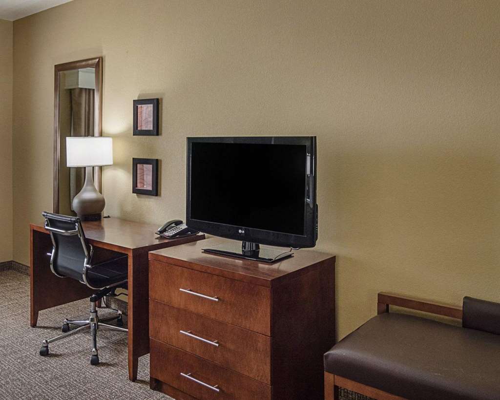 Comfort Inn Midland South I 20 - photo 16