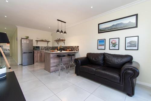Bella Muize — 4-Star Luxury Hotel in Cape Town, South Africa
