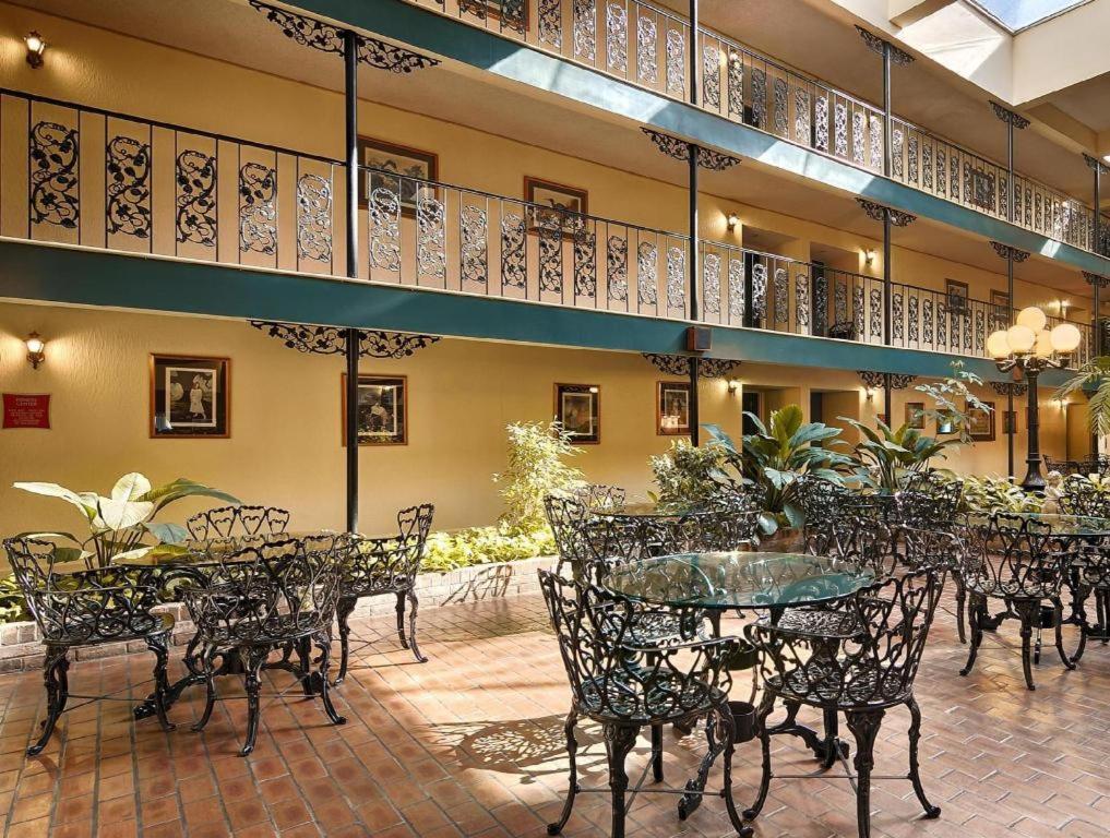 SureStay Plus Hotel by Best Western Baton Rouge - photo 32