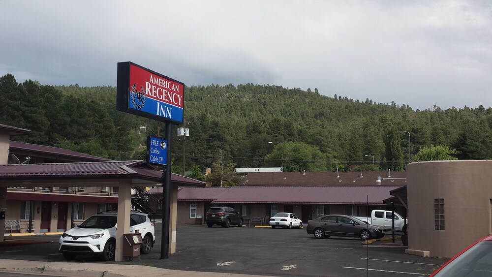 American Regency Inn in Williams, United States