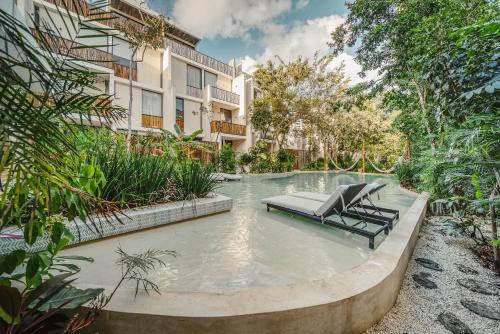 Luxury Penthouse 3BR with Private Pool & Rooftop La Veleta — 4-Star Luxury Hotel in Tulum, Mexico