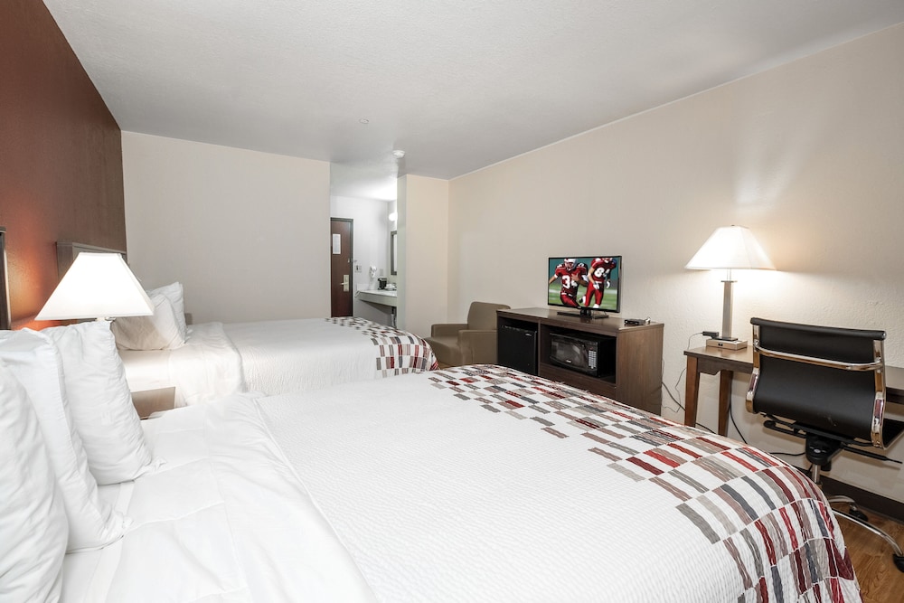 Red Roof Inn Hartselle - photo 7
