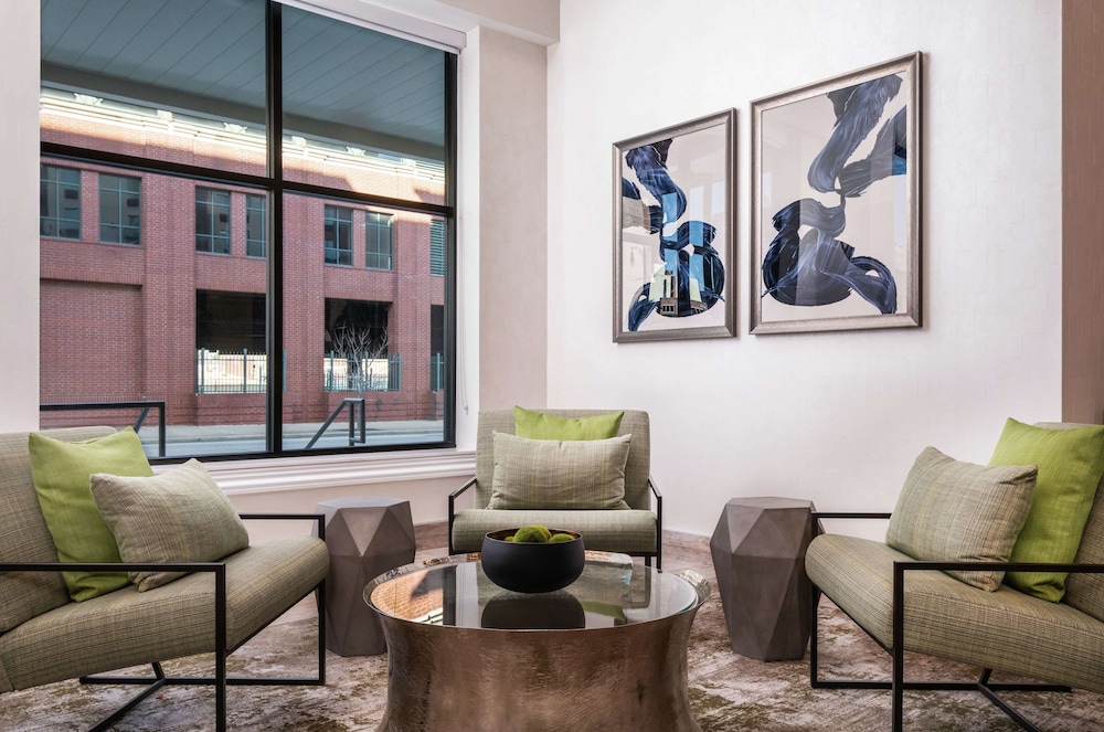 Hilton Garden Inn Memphis Downtown Beale Street - photo 3