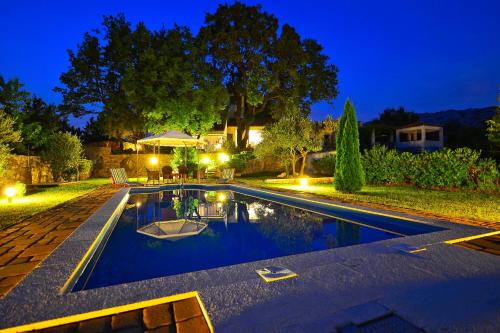 Isolated Villa Terna Big Garden Pool Dalmatia — 4-Star Luxury Hotel in Omis, Croatia