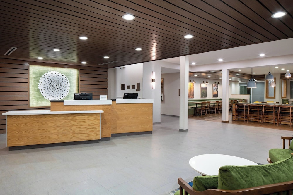 Fairfield by Marriott Inn & Suites Pensacola Pine Forest - photo 3