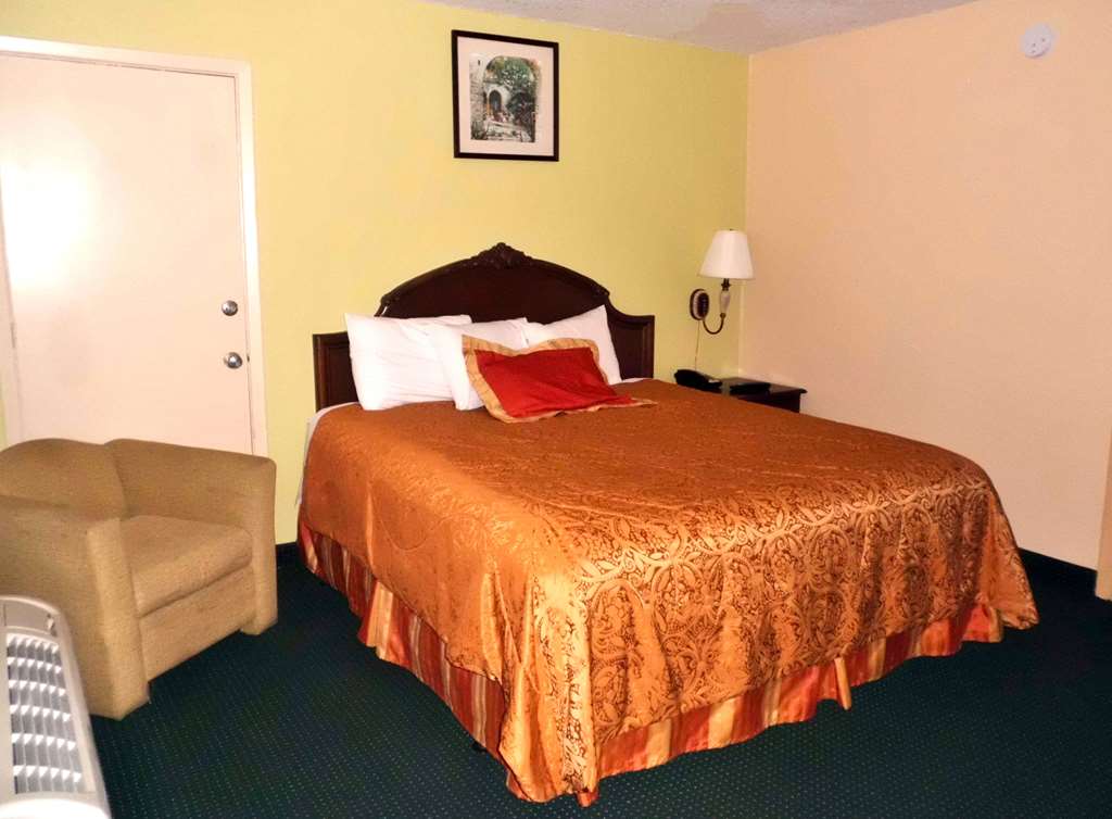 America's Best Inn Lakeland - photo 6
