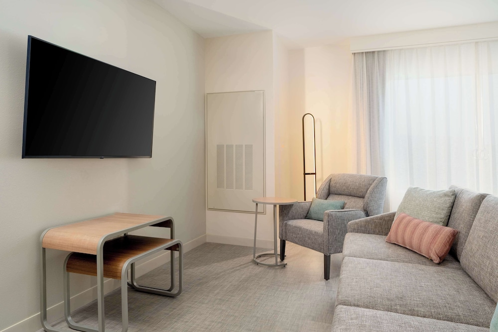 Homewood Suites by Hilton Goldsboro - photo 33