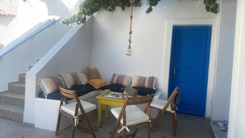 Relax with a View - carbon neutral hotel in Unknown City