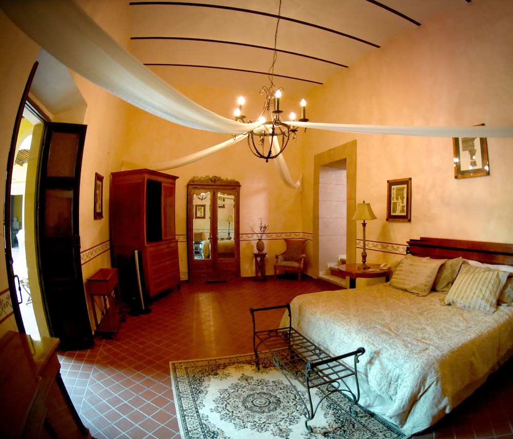 Living Spirit — 5-Star Luxury Hotel in Purisima De Bustos, Mexico