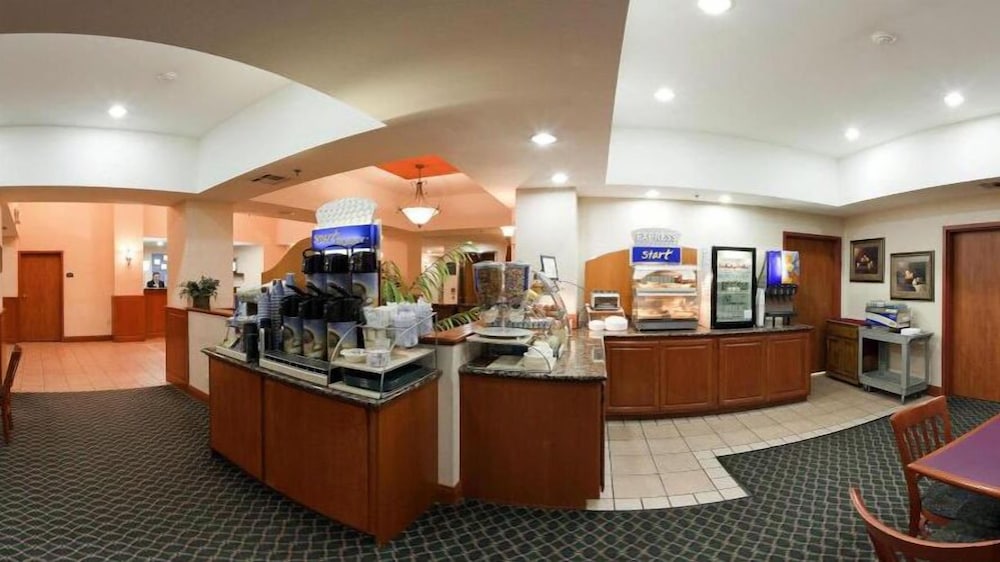 Holiday Inn Express & Suites Vinita by IHG - photo 28