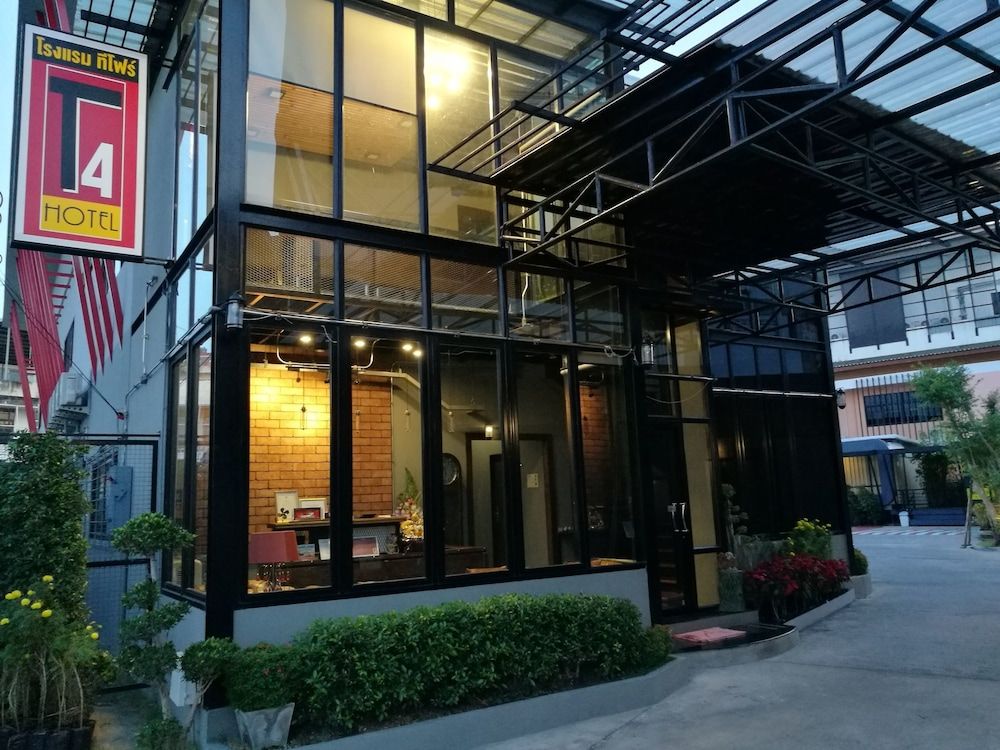 T4 Hotel Sisaket - carbon neutral hotel in Si Sa Ket