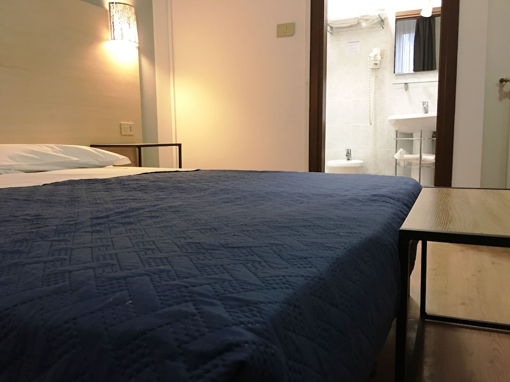 Alabarda Hotel — Trieste