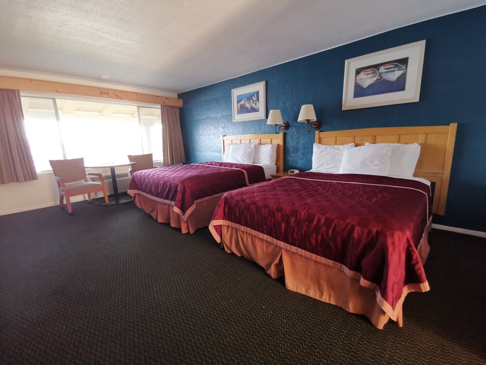 Skylark Shores Resort - photo 28