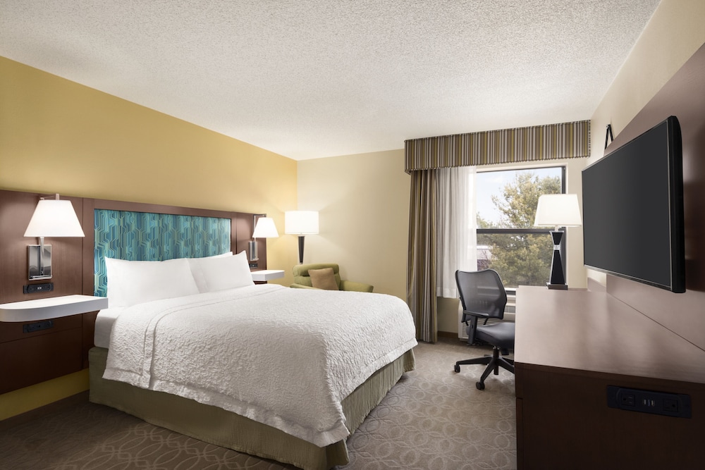 Hampton Inn Youngstown Boardman - photo 15