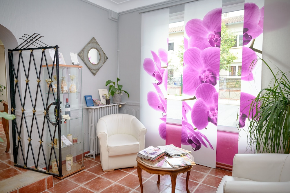 Hôtel l'Occitan - carbon neutral hotel in Gaillac