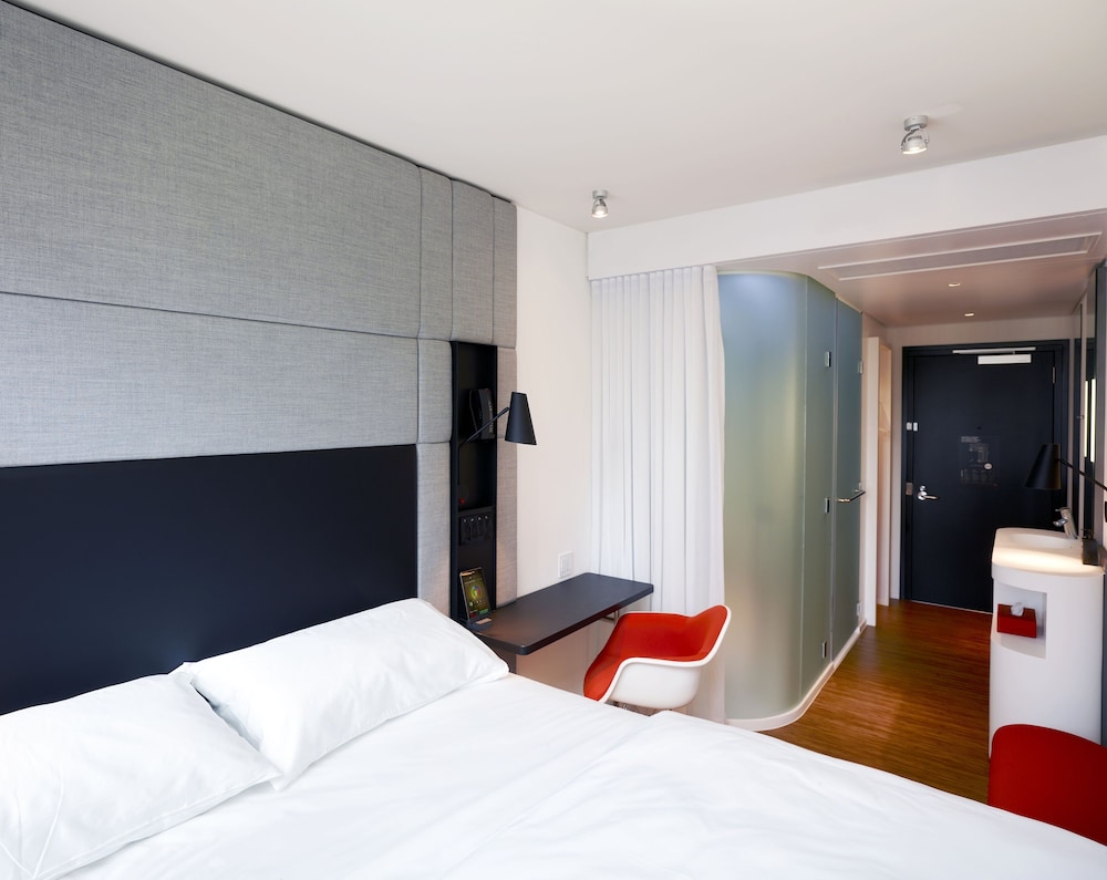 citizenM Los Angeles Downtown - photo 10