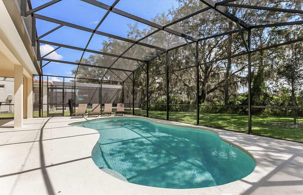 Beautiful 9 bedroom pool home located in the Solterra Resort home - photo 57