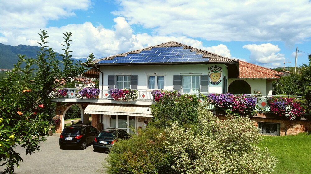 Agritur Casamela - last minute hotel in Taio