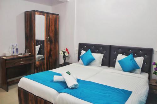 OYO 67369 Deluxe United Corporate Home