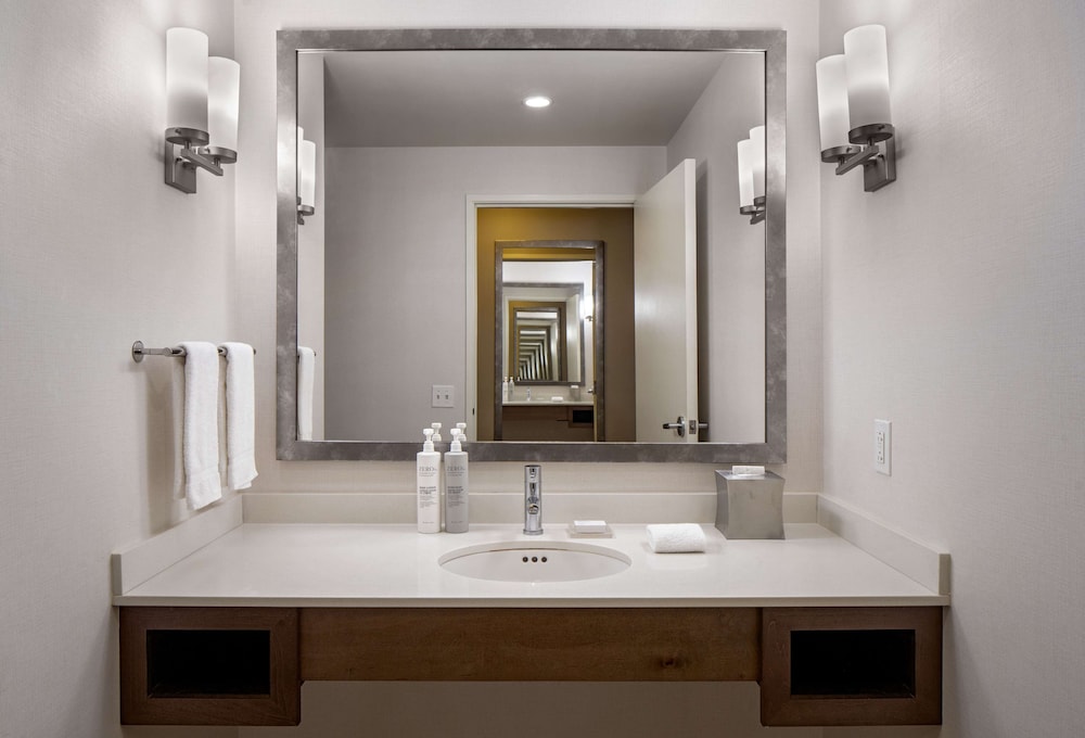 Hilton Garden Inn Downtown Dallas - photo 21