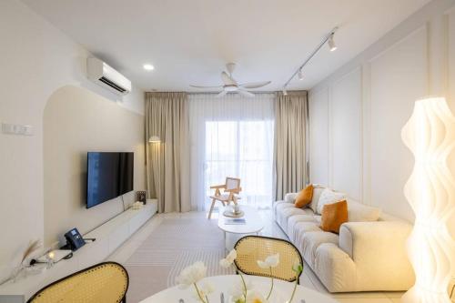 Instagrammable Paraiso near Pavilion Bukit Jalil 7pax — 4-Star Luxury Hotel in Kuala Lumpur, Malaysia