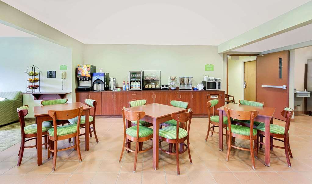 Microtel Inn & Suites by Wyndham Wellsville - photo 14