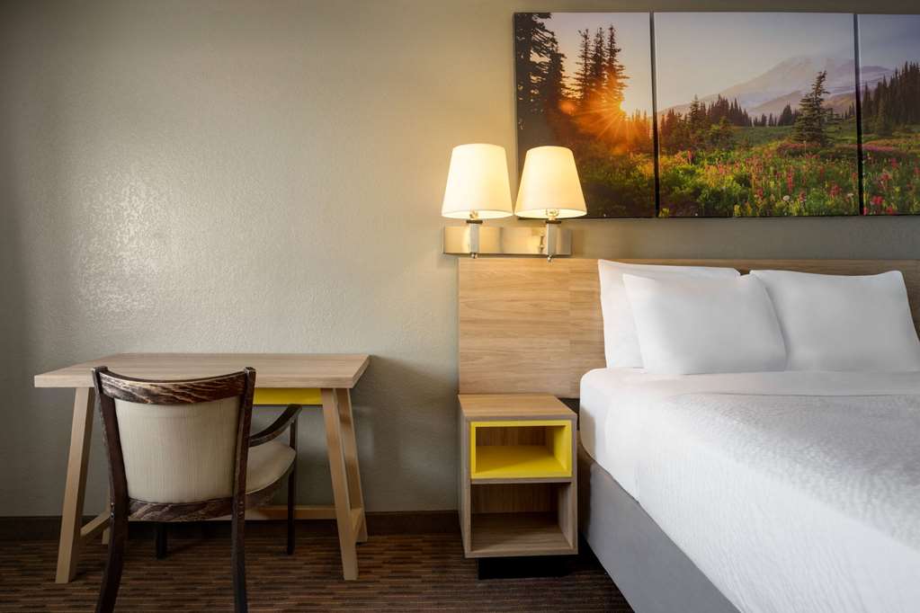 Days Inn by Wyndham Fresno South - photo 23