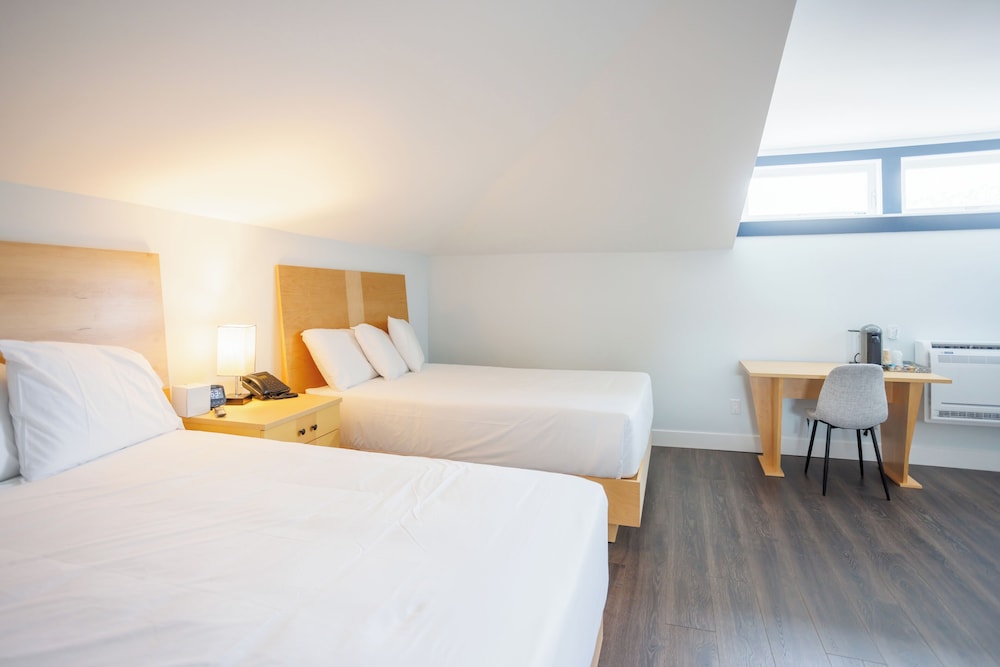 Hotel Callista - photo 26