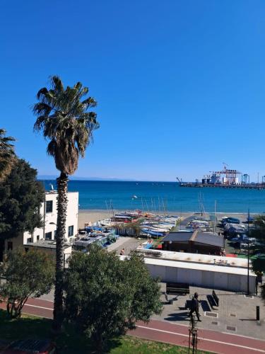 Vado sul mare — 4-Star Luxury Hotel in Vado Ligure, Italy