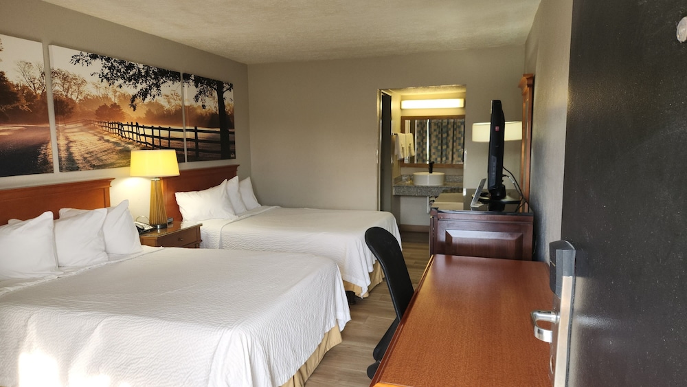 Days Inn by Wyndham Frankfort - photo 3