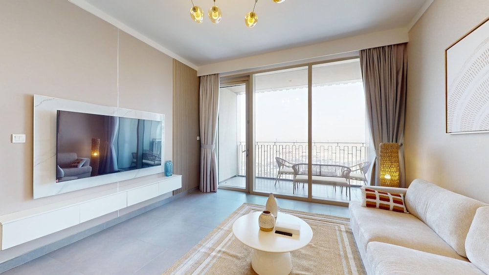 Creek Harbour Creek Gate 2 2504 — 4-Star Luxury Hotel in Dubai, United Arab Emirates
