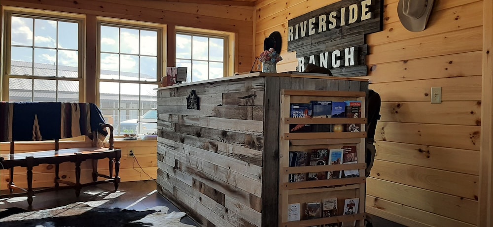 The Riverside Ranch RV Park Motel & Campground - photo 3