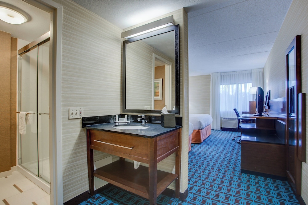 Fairfield Inn by Marriott Portsmouth Seacoast - photo 22