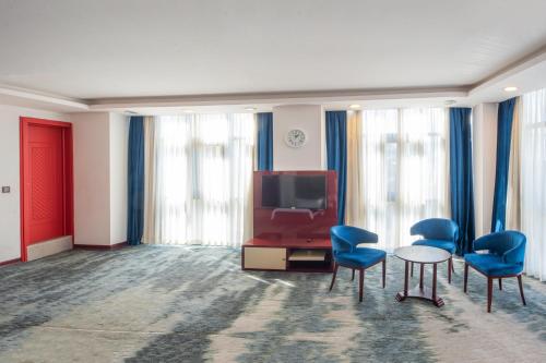Denis hotel — Tbilisi — photo 3