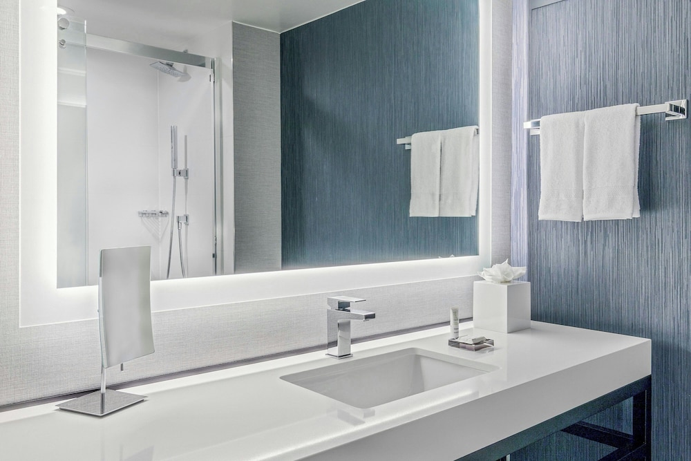 Marriott Denver Airport at Gateway Park - photo 27