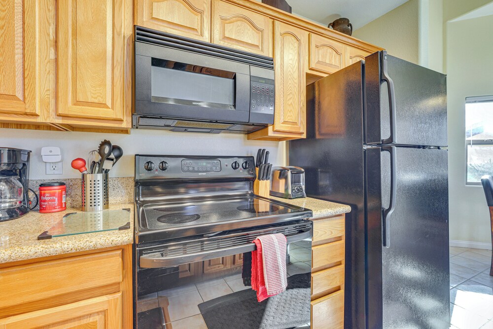 Resort Pool and Spa Access Mesquite Condo - photo 15
