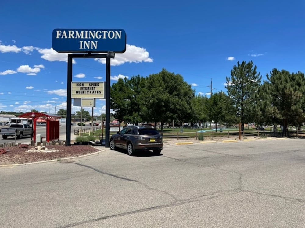 Farmington Inn - photo 32