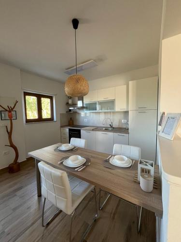 Studio Apartman Nika — 4-Star Luxury Hotel in Visignano, Croatia