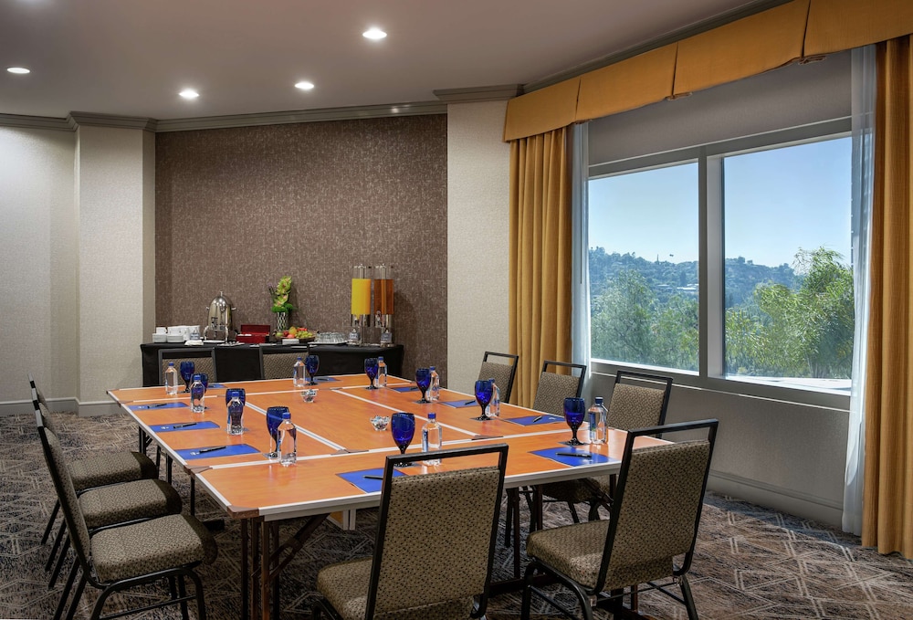 Hilton Los Angeles Universal City - photo 63
