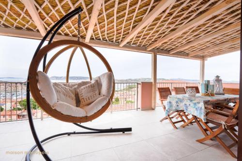 Bella Vista House vista mare e terrazza — 4-Star Luxury Hotel in Palau, Italy