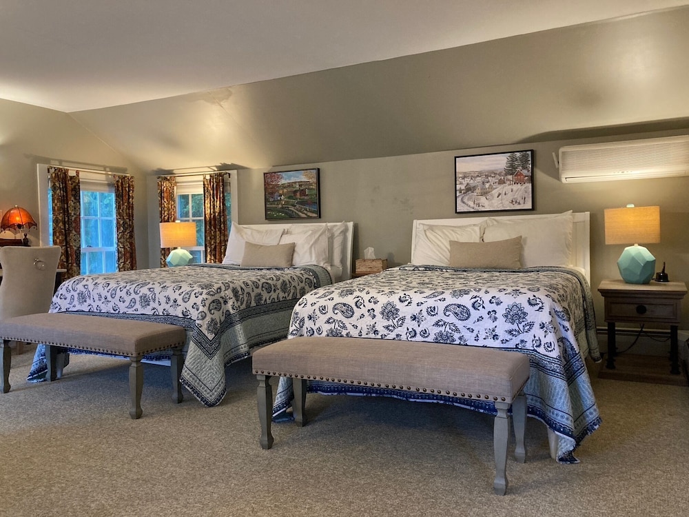 Four Columns Inn - photo 35