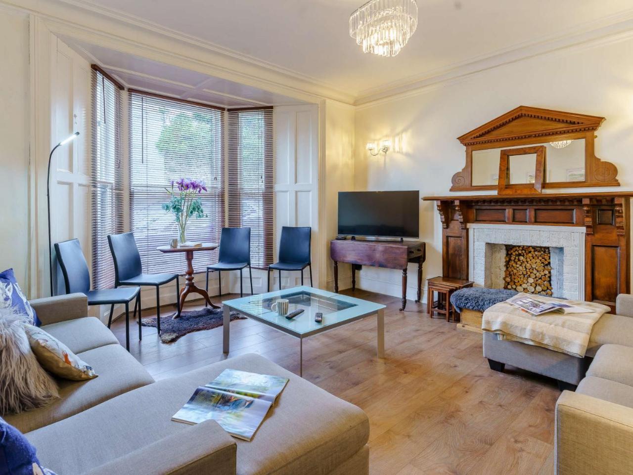 4 Bed in Pembroke oc 85835 in Pembroke, United Kingdom