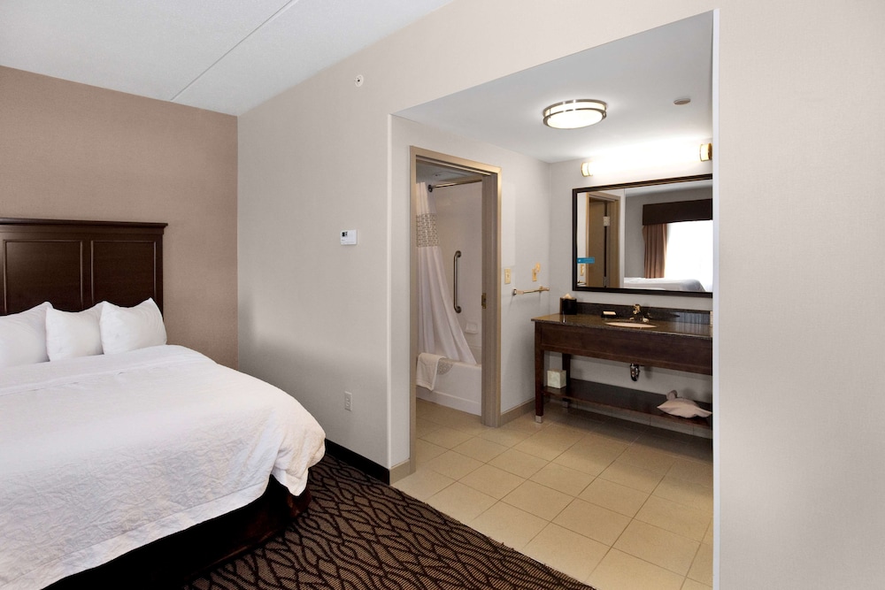 Hampton Inn Butler - photo 16